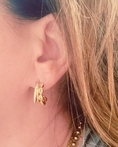 small gold stainless steel hoop earrings 1.7 cm with layered design and sparkling stones